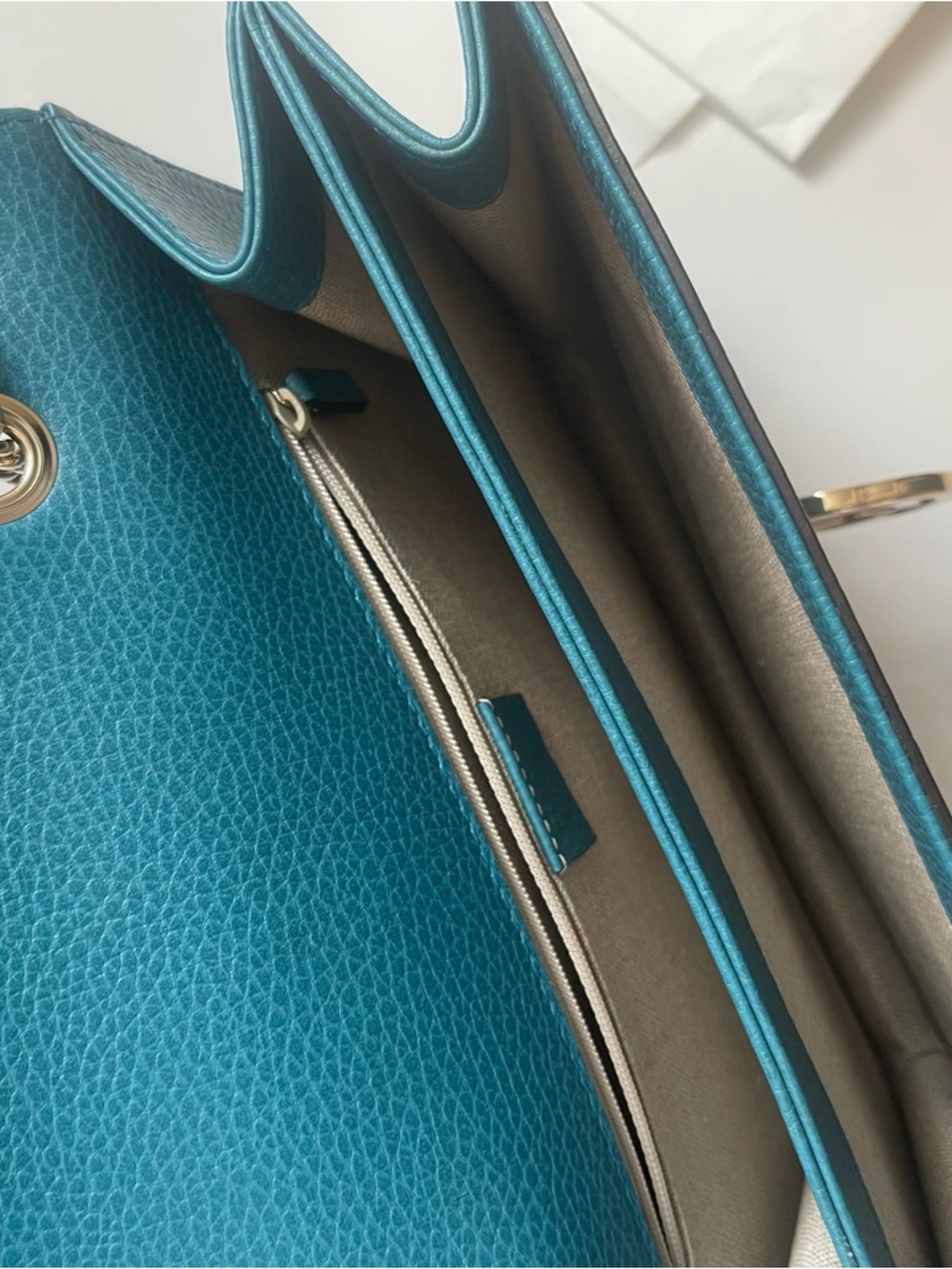 Gucci Teal Blue Leather Crossbody with Gold-Tone Chain - Picture 2 of 5